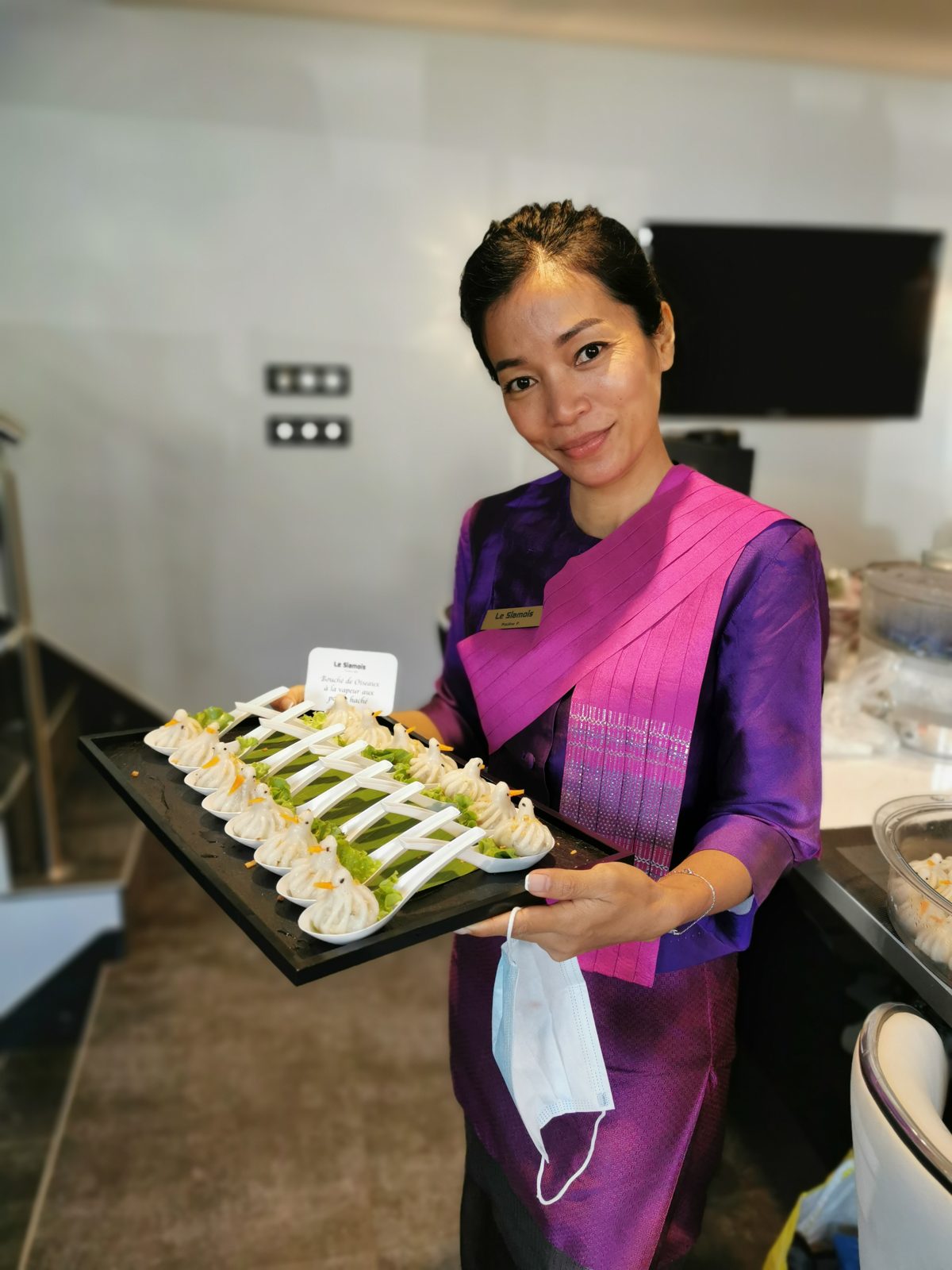 Table dressée sur soie thaïlandaise
